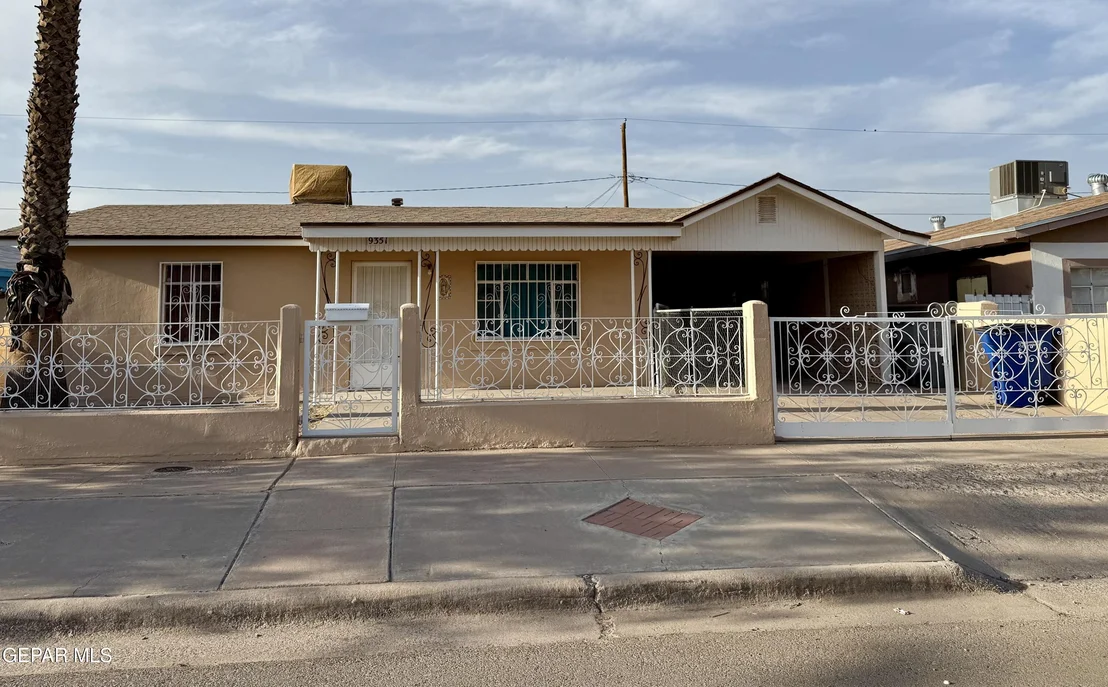 Photo of 9351 CARRANZA Drive