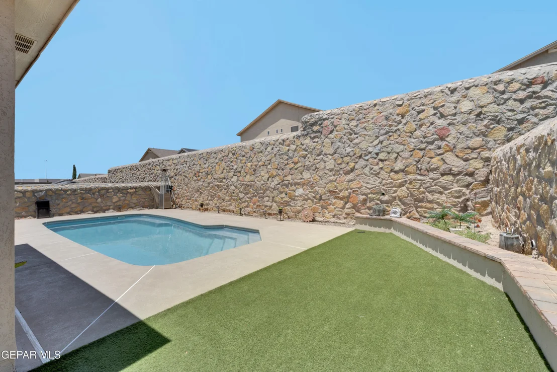 Photo of 7837 ENCHANTED RIDGE Drive