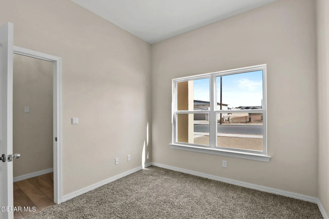 Photo of 13086 Grantham Lane