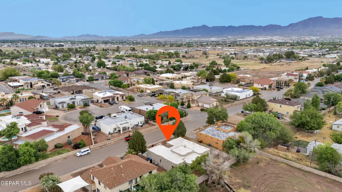 Photo of 1072 LOS MOROS Drive