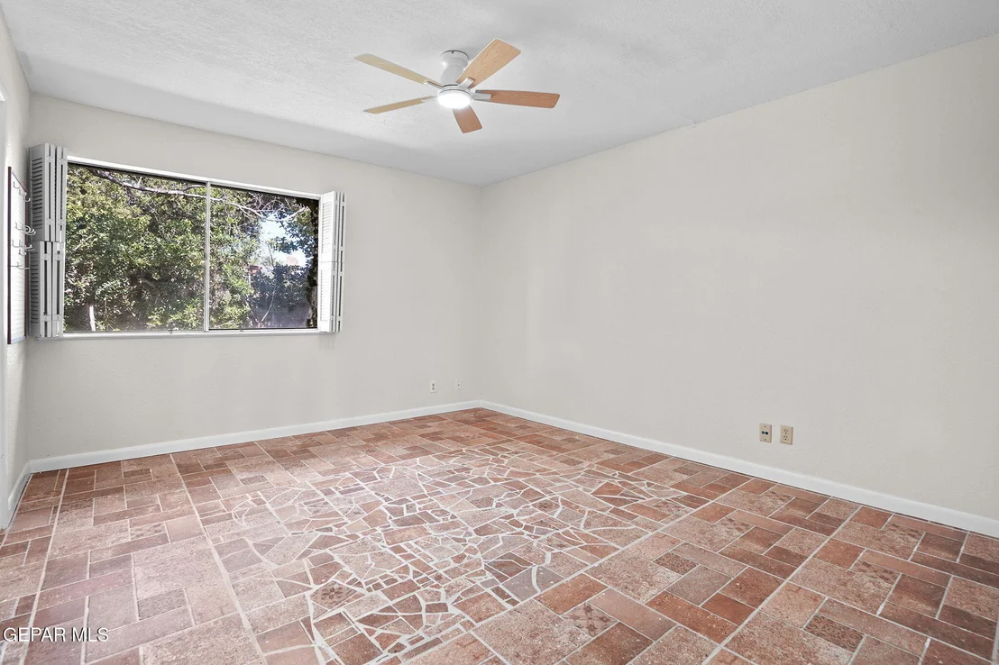 Photo of 416 POCANO Lane