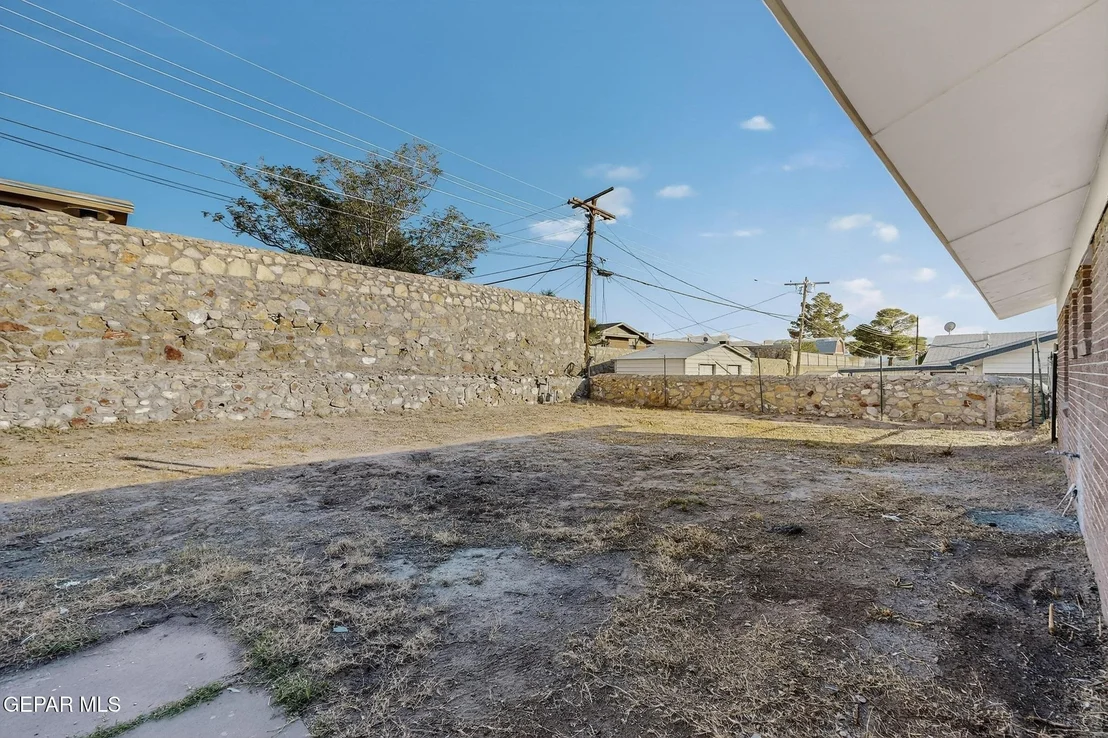 Photo of 105 CAMILLE Drive