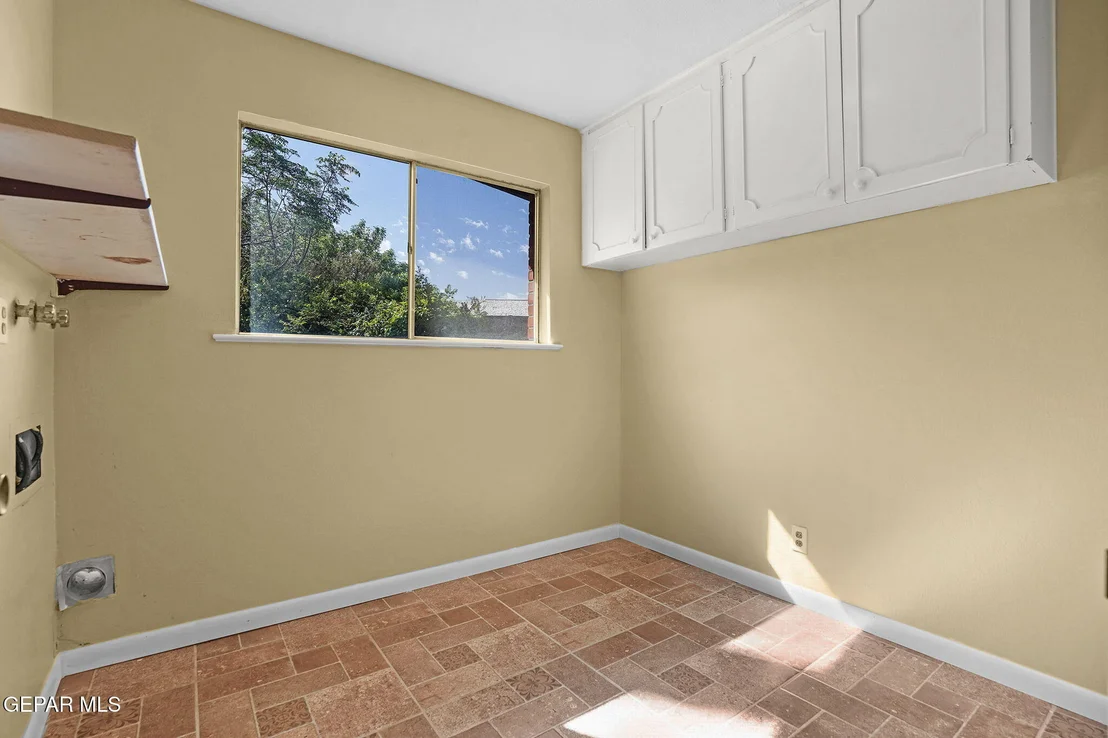 Photo of 416 POCANO Lane