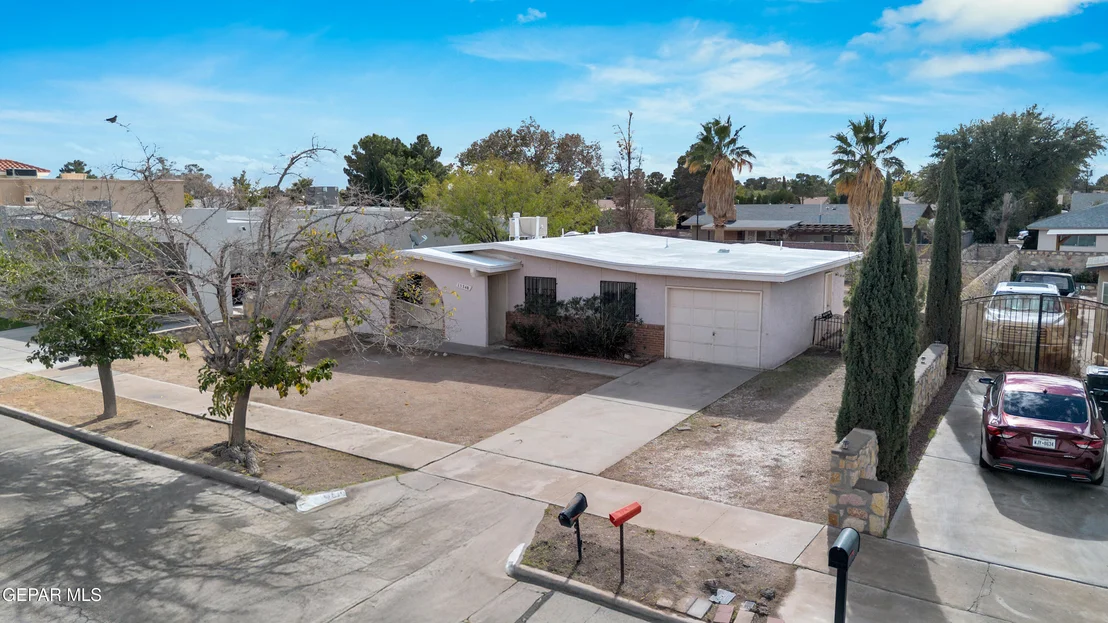 Photo of 15340 MINERAL Court