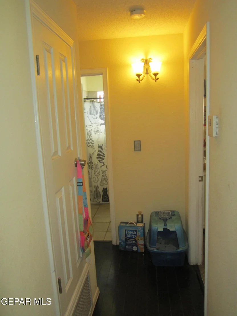 Photo of 7605 Dianjou Drive