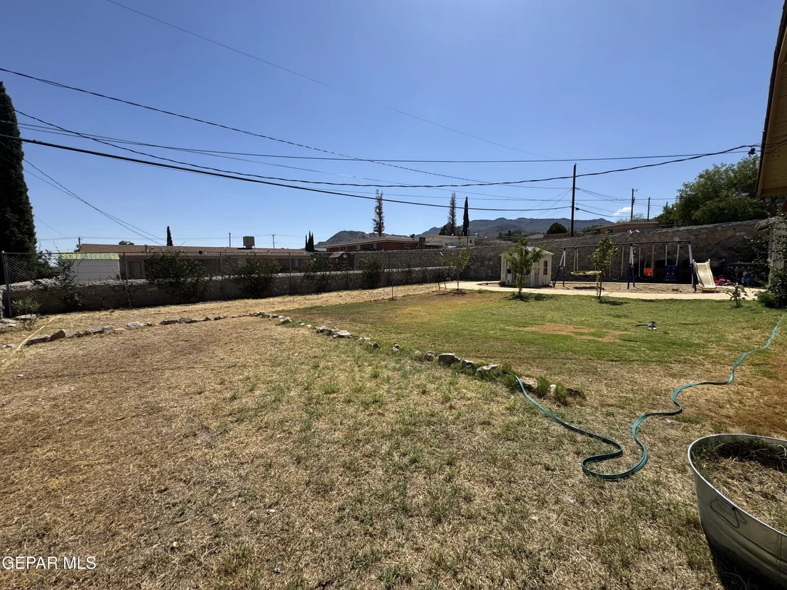 Photo of 3614 TITANIC Avenue