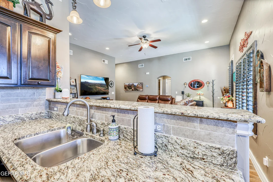 Photo of 3053 SNOWY POINT Drive