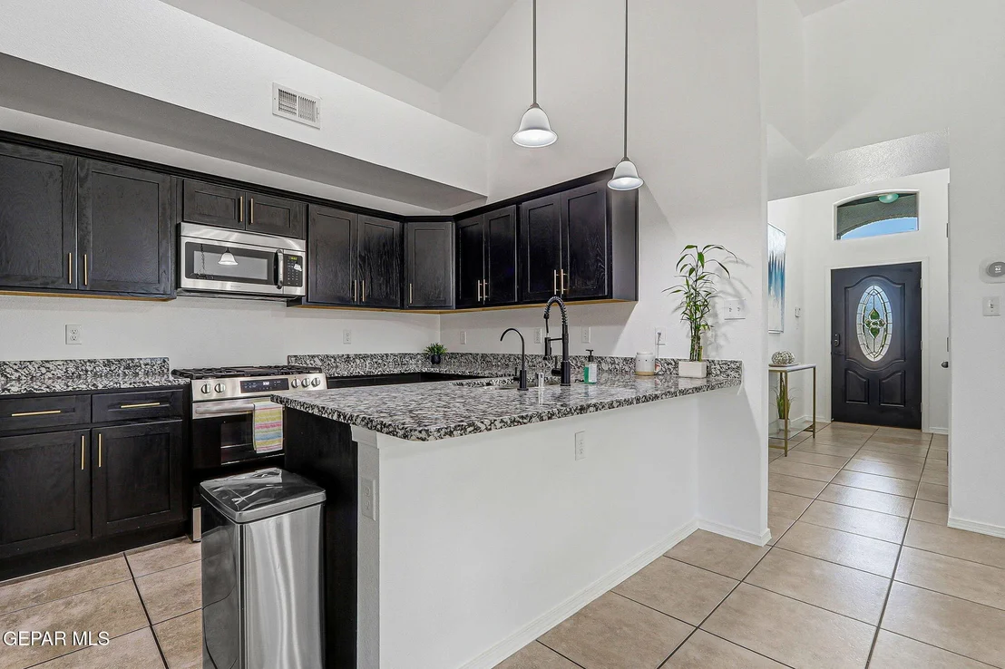 Photo of 7133 RED MAN Drive