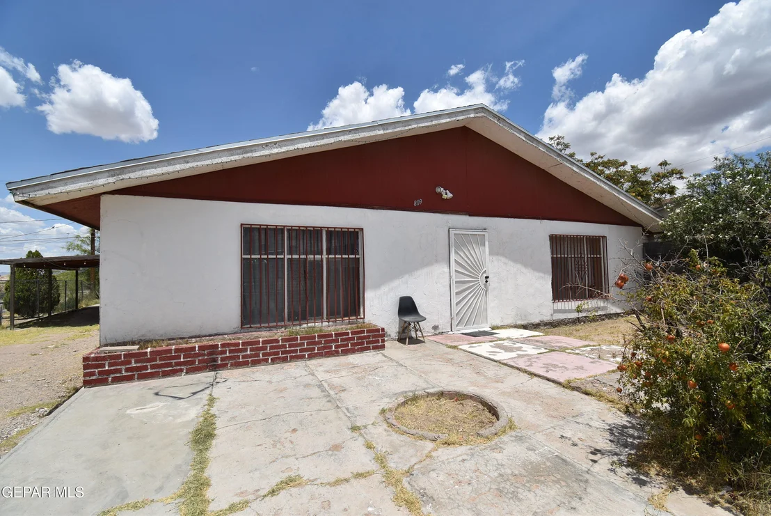 Photo of 809 COACH Road