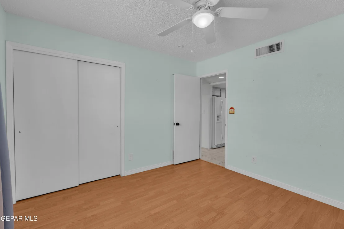 Photo of 5000 MCCORMICK Lane