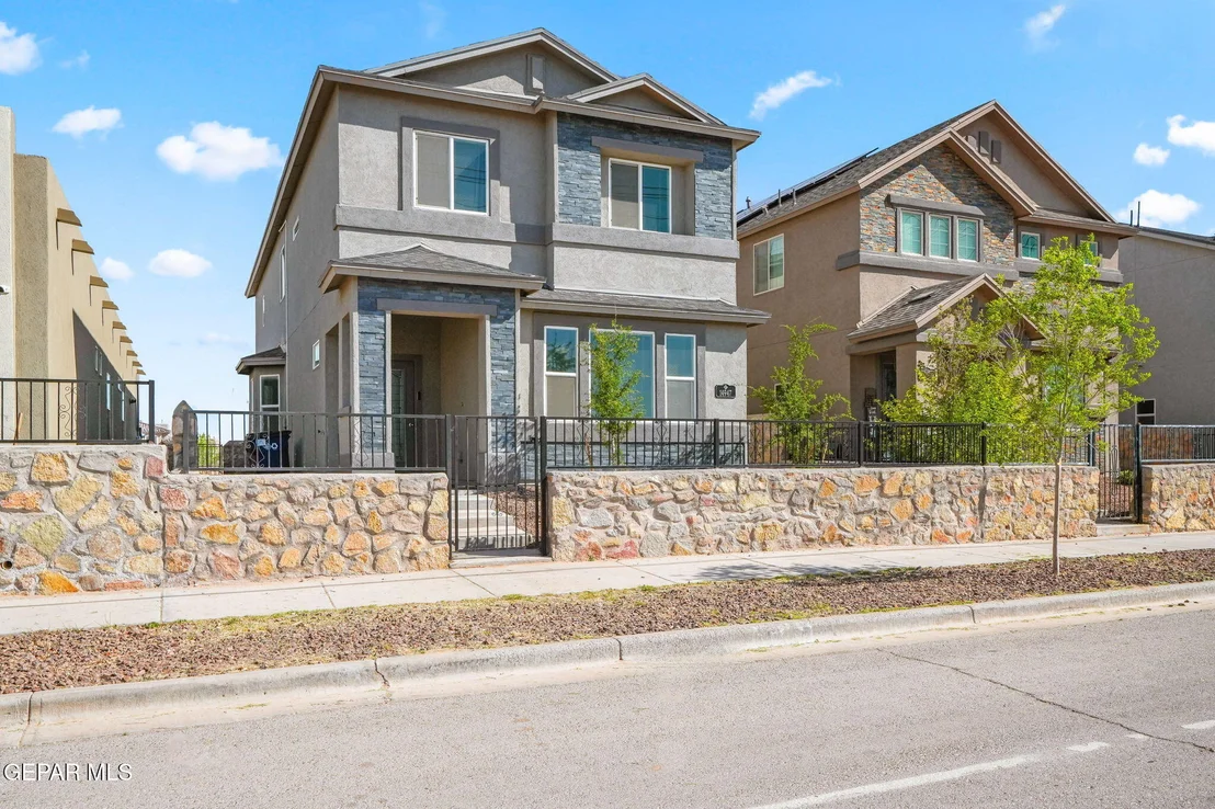 Photo of 14947 PEBBLE HILLS Boulevard