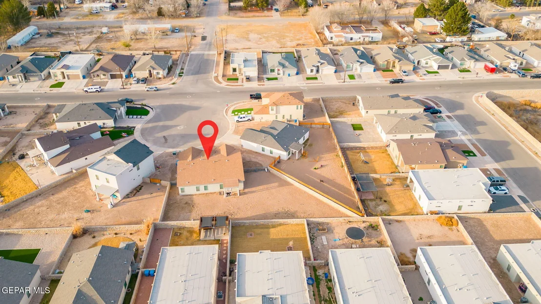 Photo of 356 PLATEAU Drive