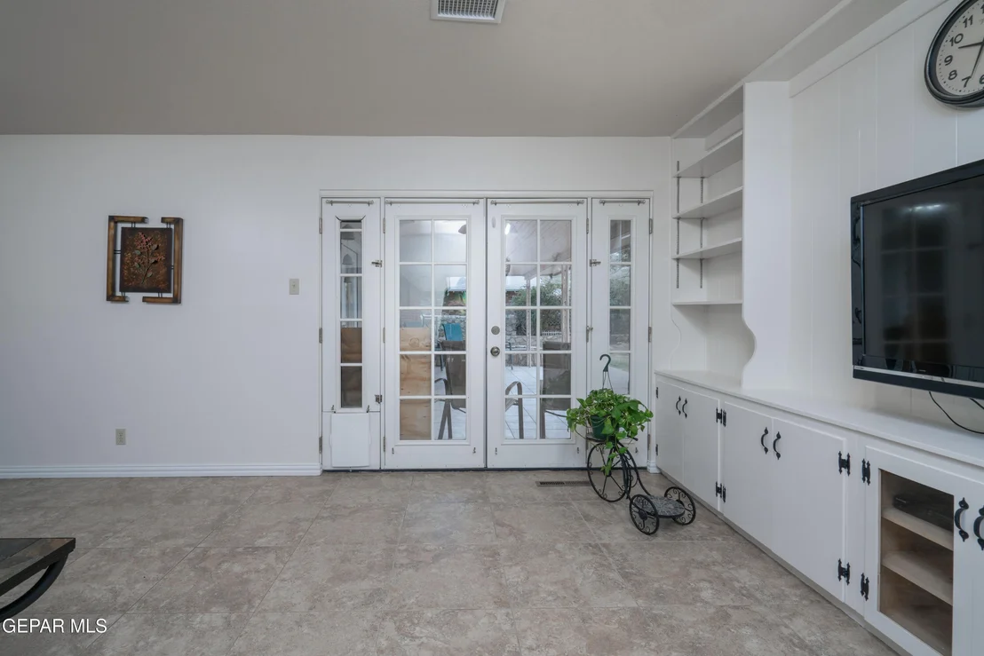 Photo of 404 BUTTE Circle