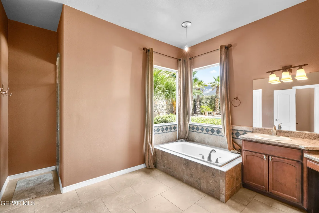 Photo of 6540 CABANA DEL SOL Drive