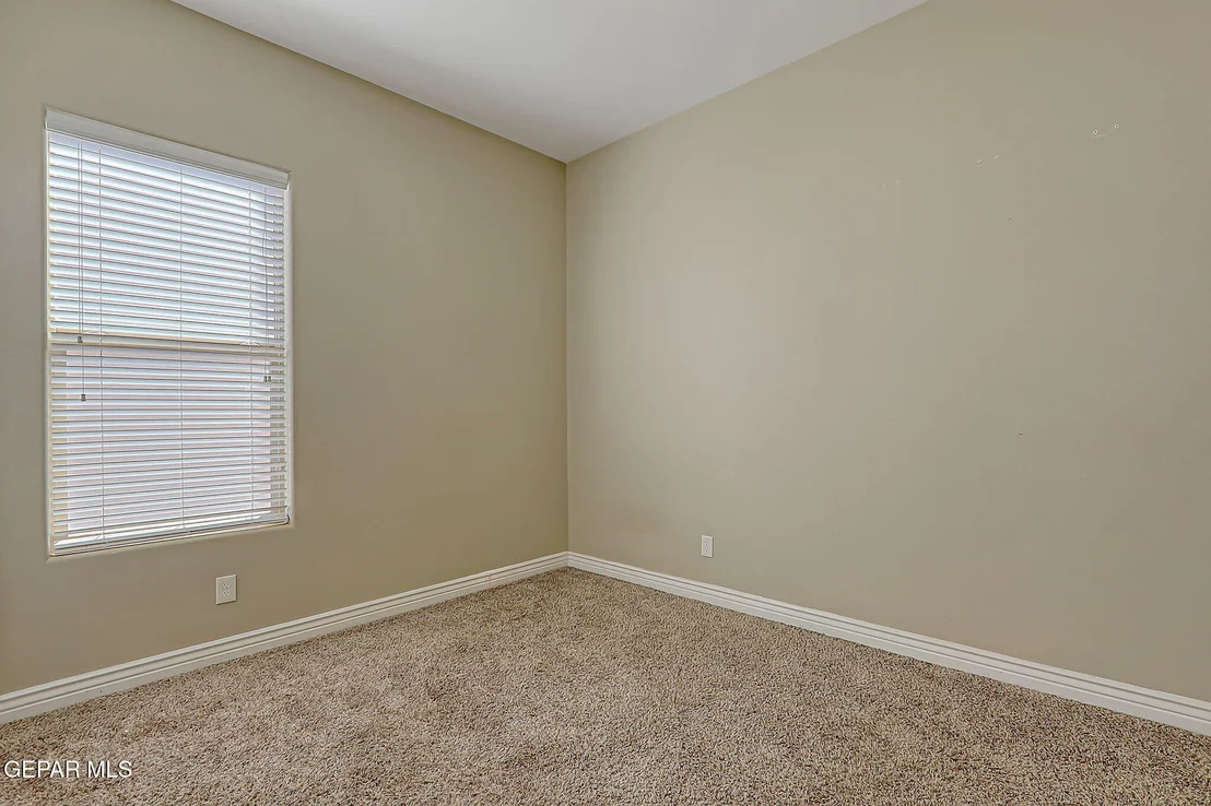 Photo of 1029 Shields Street