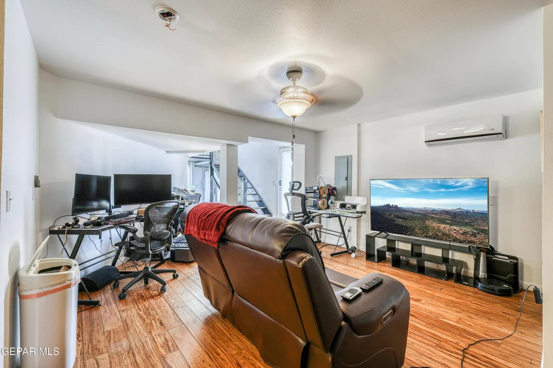 Photo of 5032 TIMBERWOLF Drive