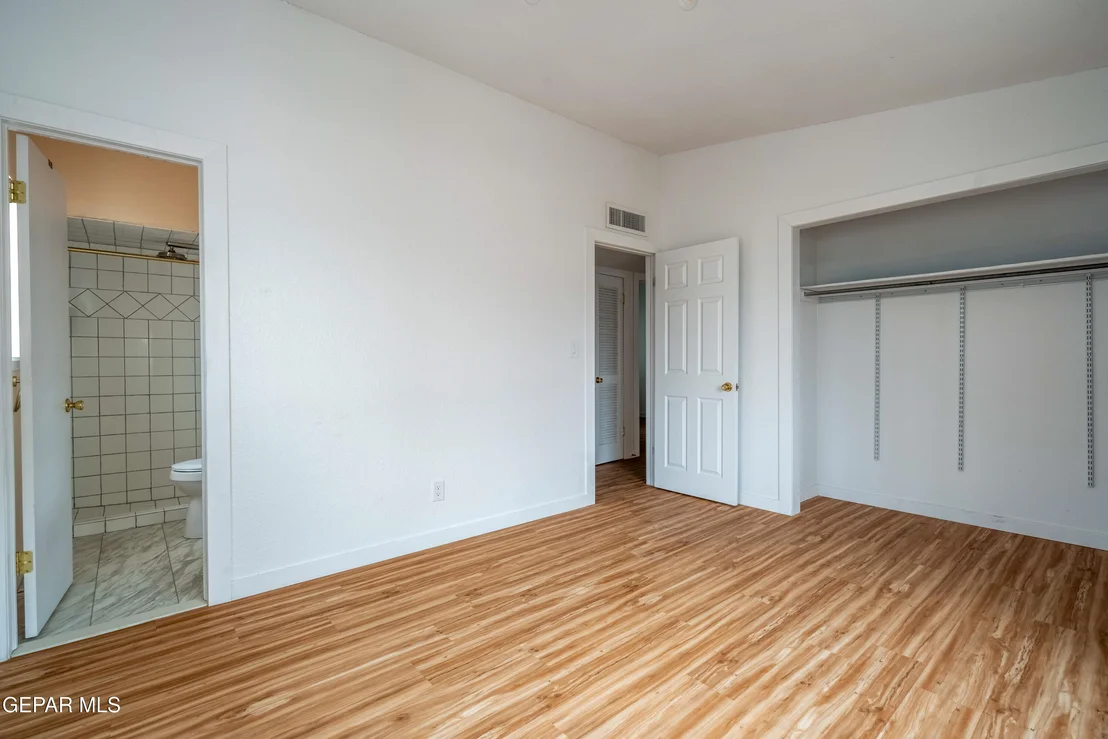 Photo of 904 Oneida Drive