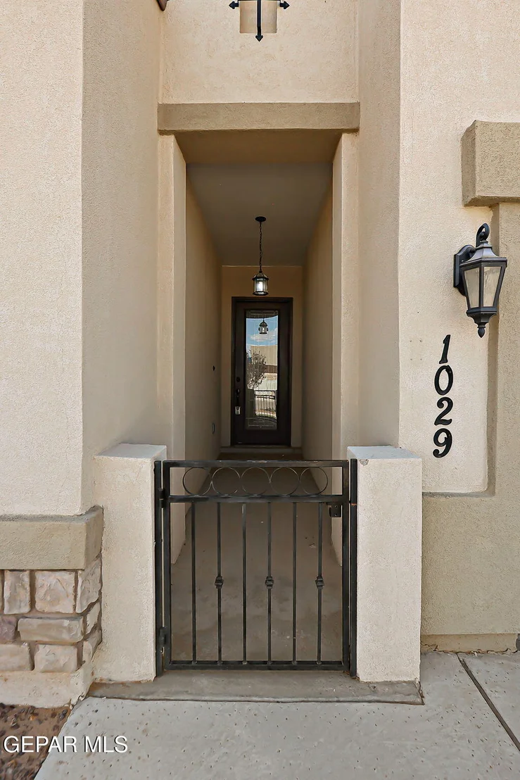 Photo of 1029 Shields Street