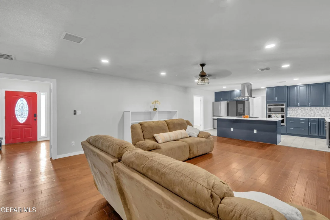 Photo of 5712 Pebble Beach Drive