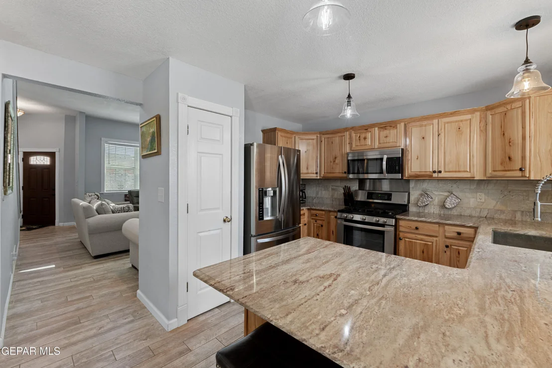 Photo of 1121 West Bend Lane