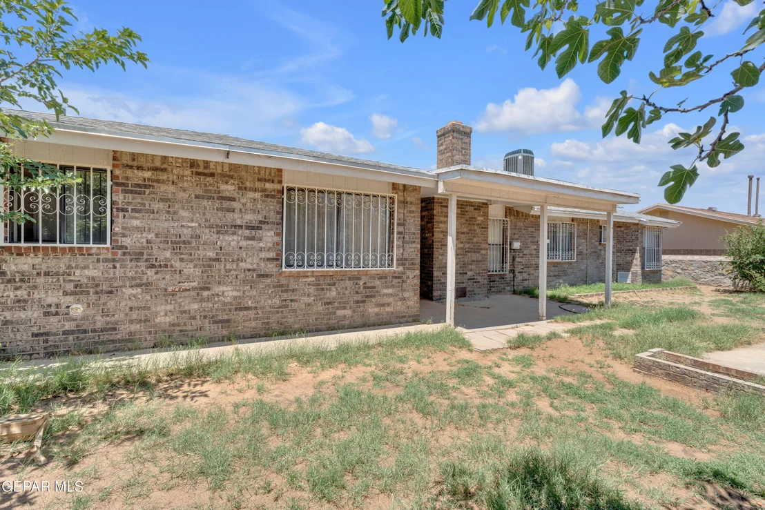Photo of 4468 General Maloney Circle Circle