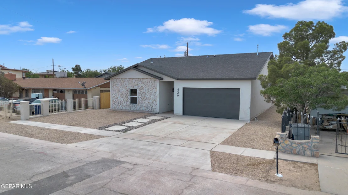 Photo of 429 Lesa Lane Lane