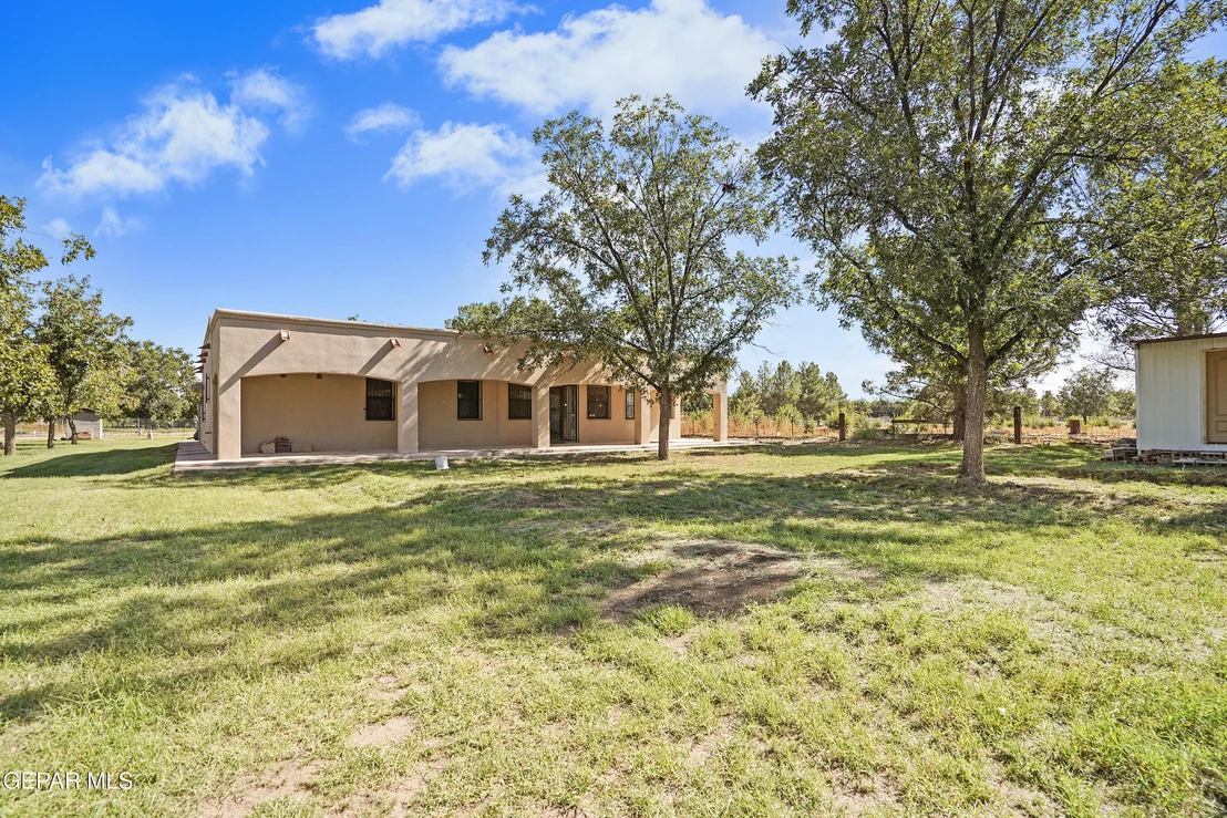 Photo of 300 RUFFIAN Way