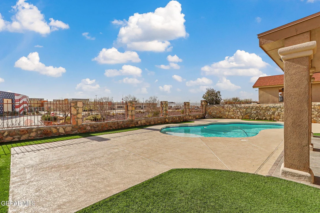 Photo of 7304 Black Mesa Drive