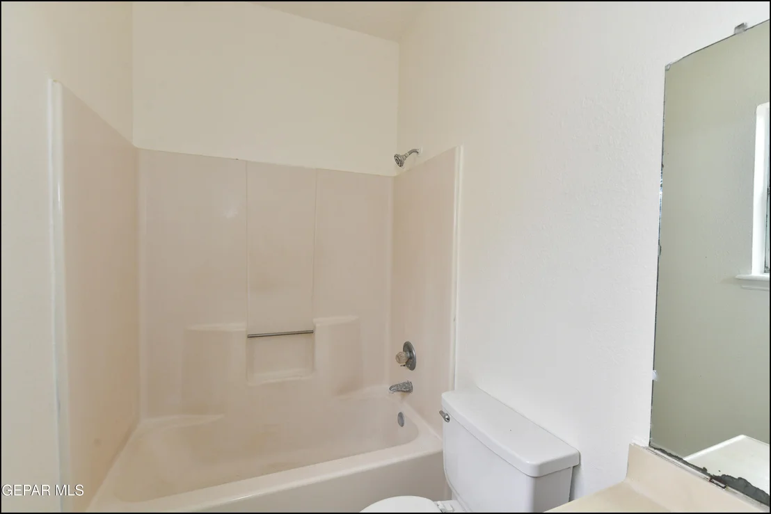 Photo of 208 ARISANO Drive