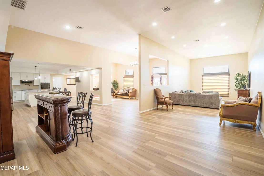 Photo of 13111 LOPEZ Road
