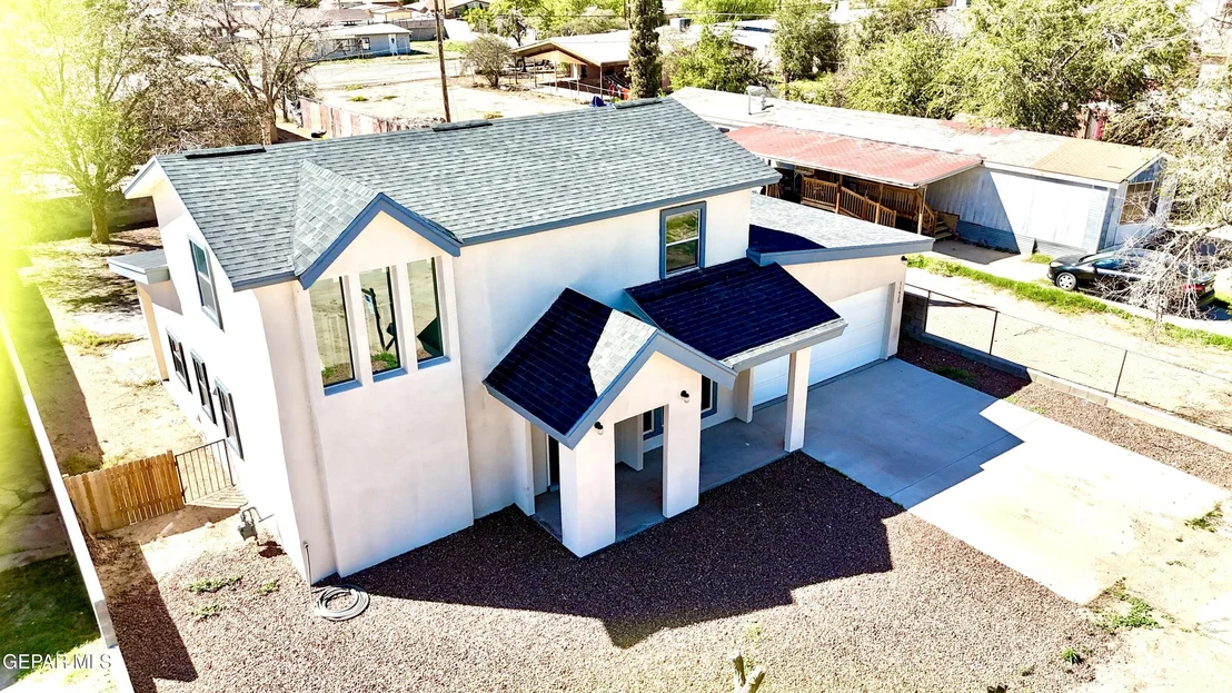 Photo of 11420 DORIS Road