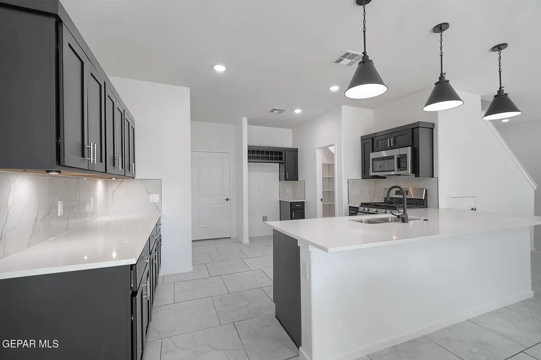 Photo of 12164 BAHJAT Drive