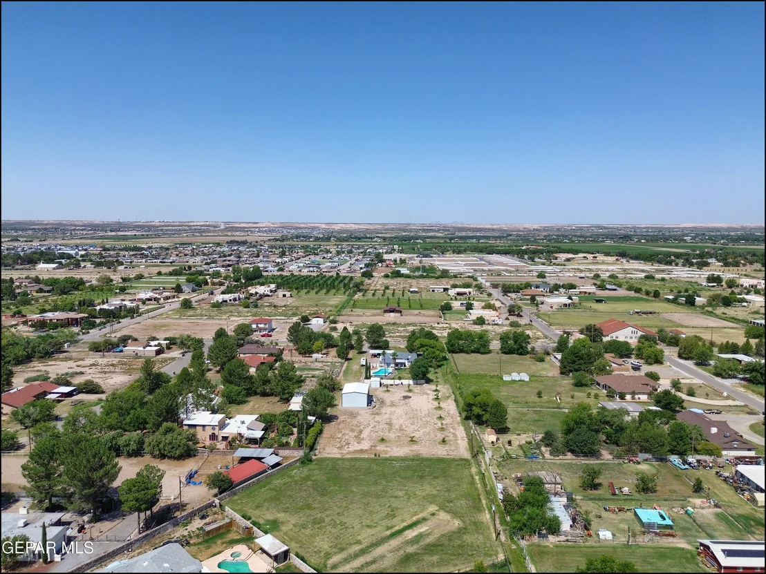 Photo of 6525 UPPER VALLEY Road