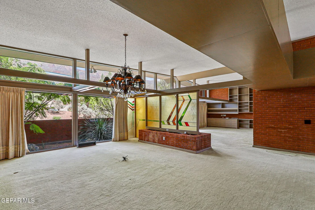 Photo of 1209 Thunderbird Drive