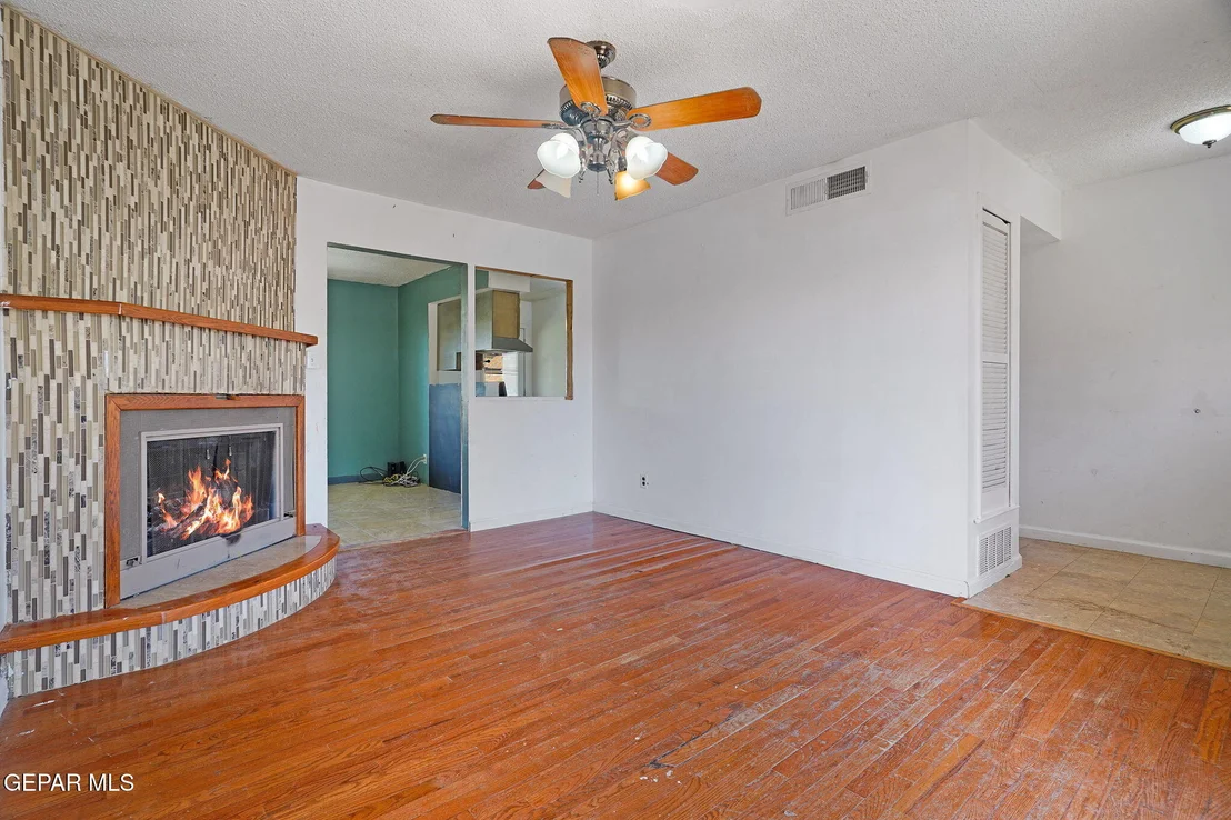 Photo of 10705 TEXARKANA Place