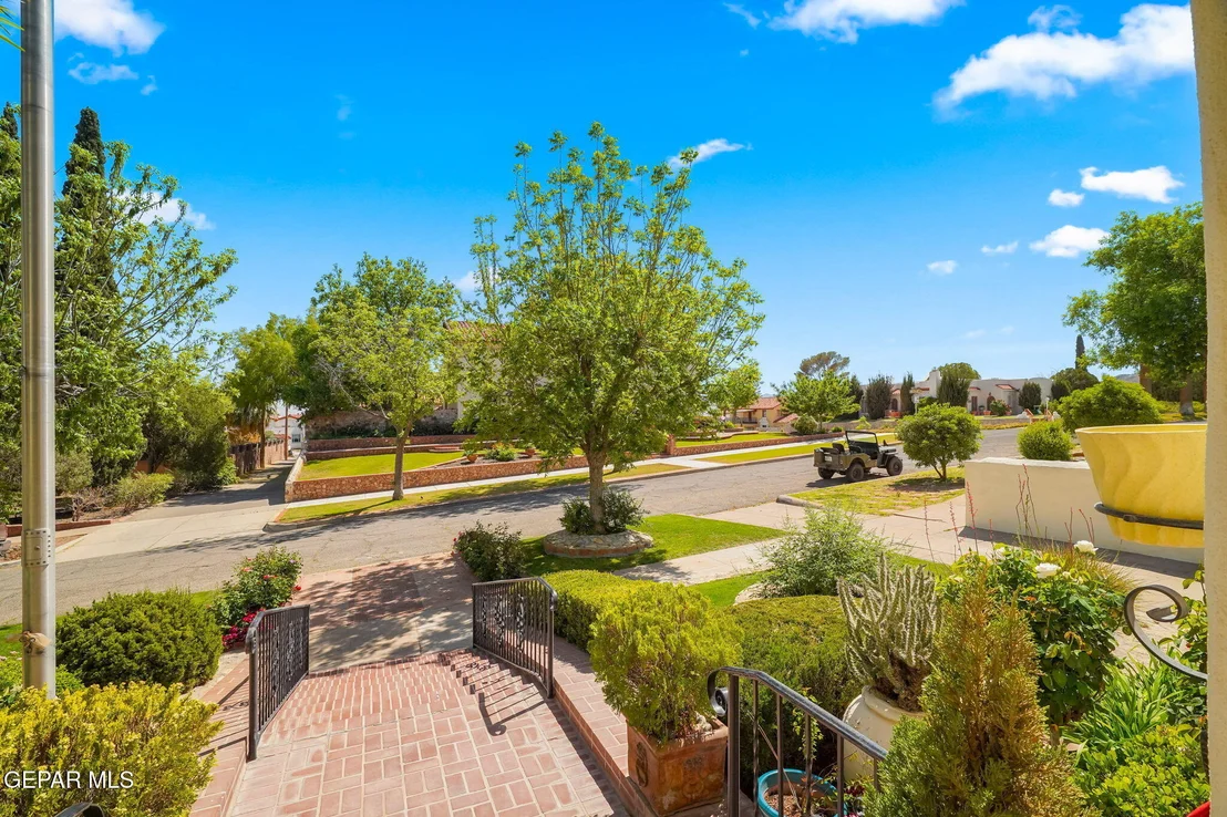 Photo of 3009 SILVER Avenue
