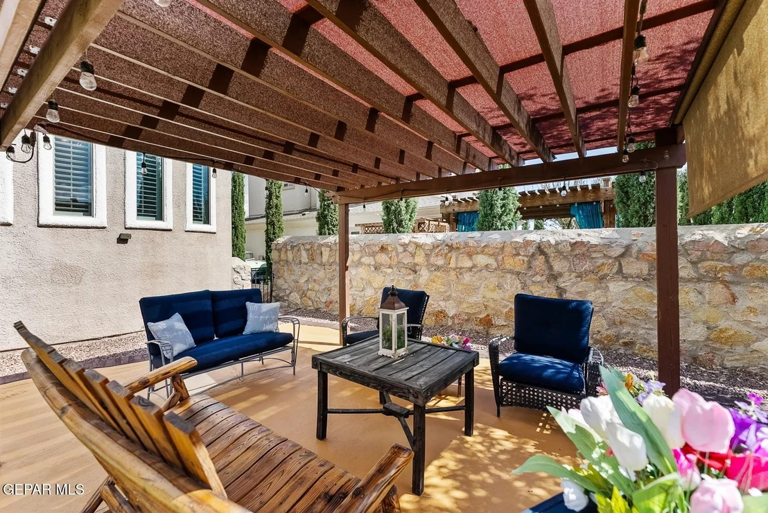Photo of 7893 Enchanted View Drive