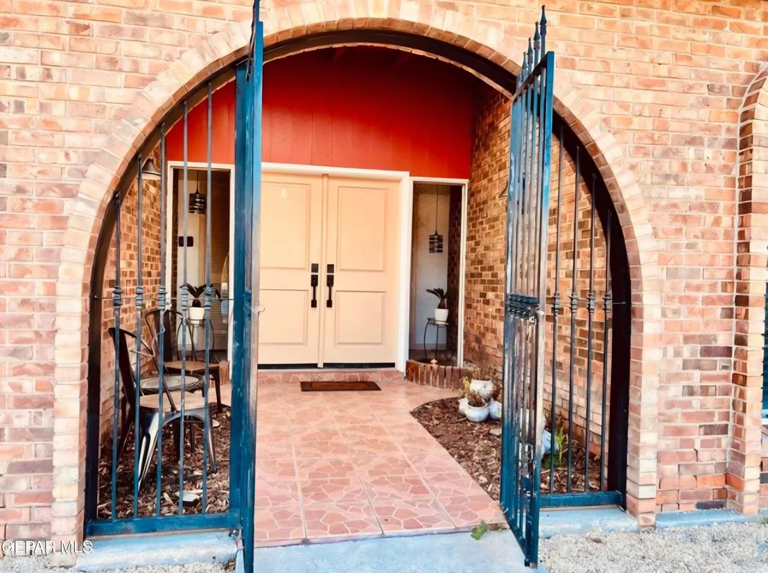 Photo of 6740 MORNINGSIDE Circle