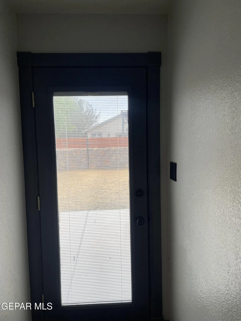 Photo of 472 Valle Suave Drive