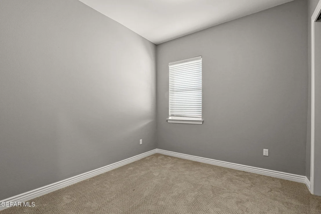Photo of 996 WILLOW RIVER Drive