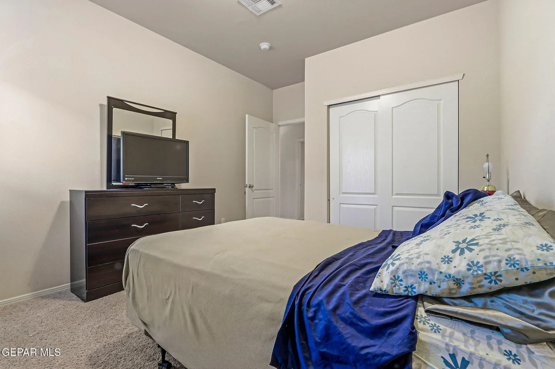 Photo of 11052 RAY MENA Lane