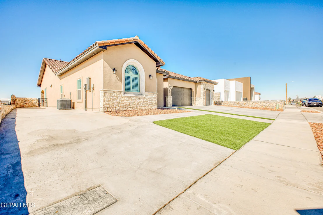 Photo of 309 Blue Valley