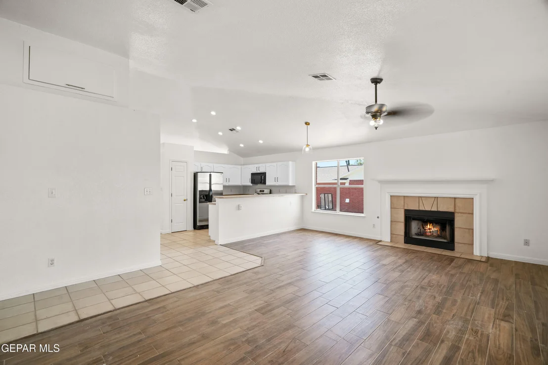Photo of 7125 Luz De Espejo Drive