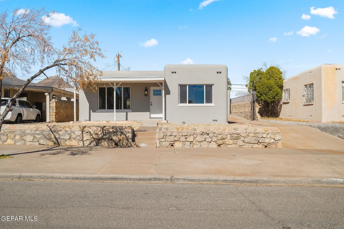 Photo of 3125 Mobile Avenue
