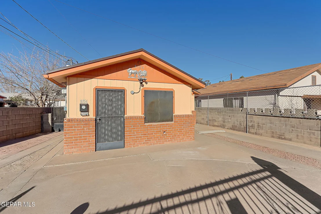 Photo of 8156 Sharp Road