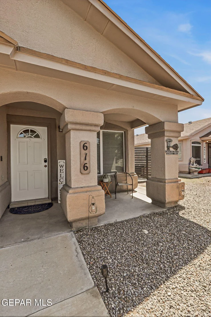 Photo of 616 VILLAS DEL VALLE Road