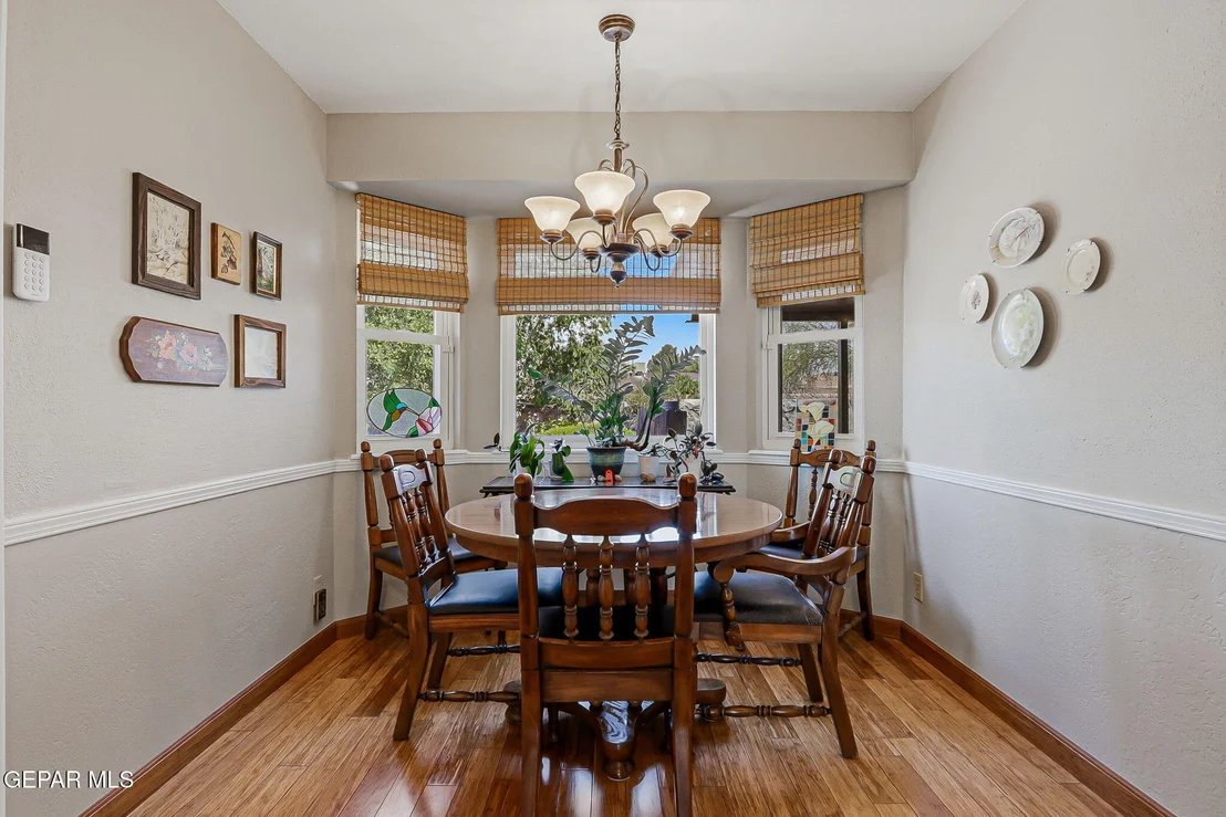 Photo of 3128 Mc Lean Street
