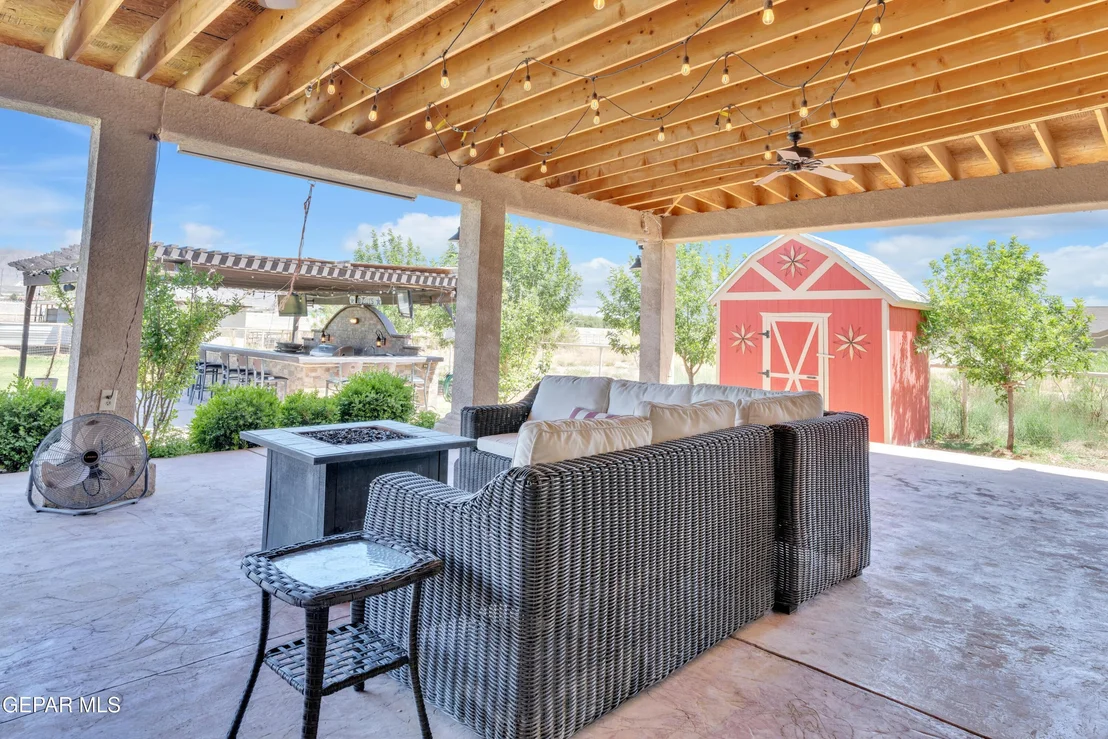 Photo of 7692 River View Drive