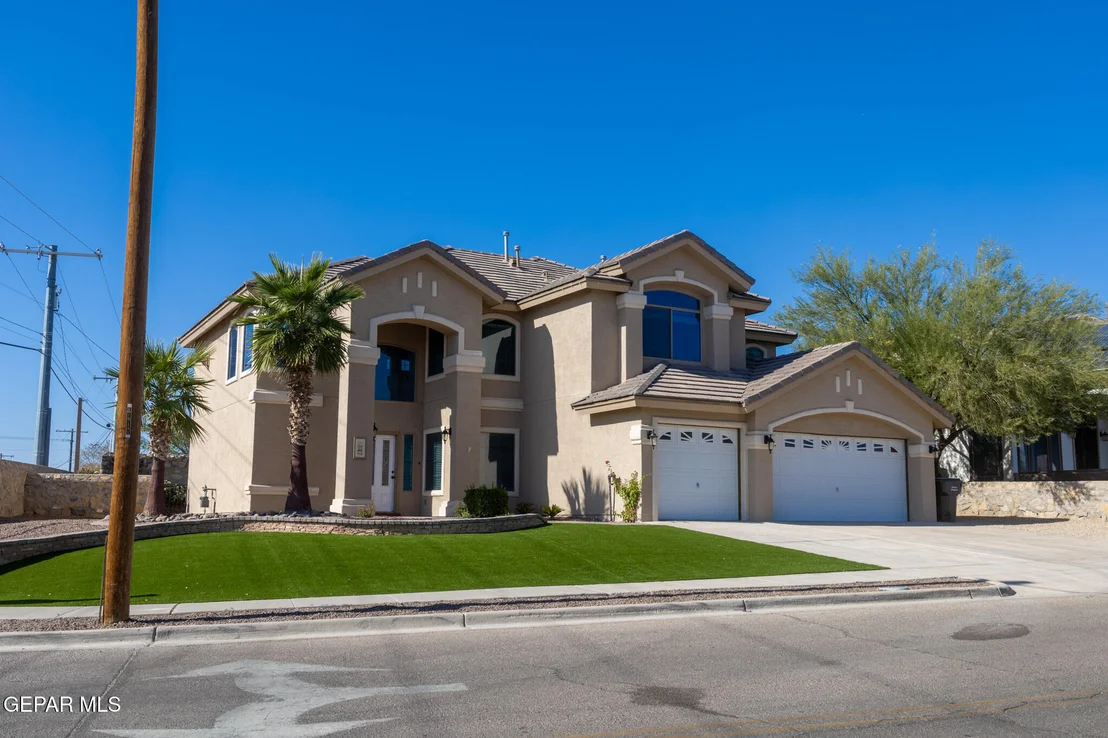 Photo of 801 SOUTHWICK Drive