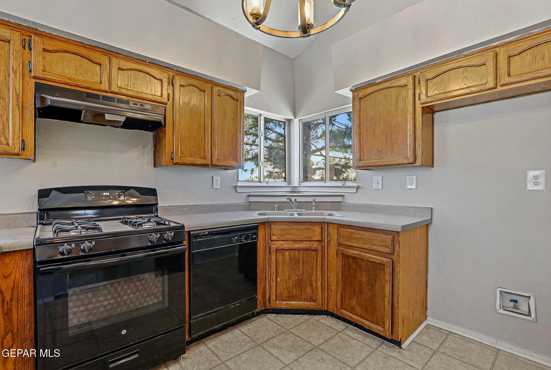 Photo of 10892 REEF SANDS Drive